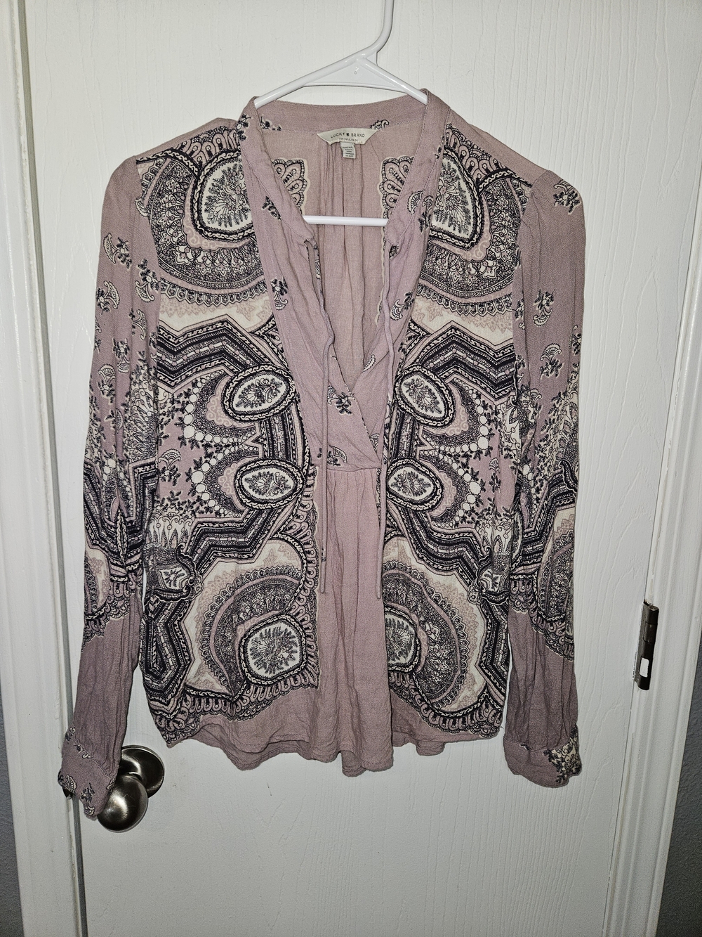 Lucky Brand Mauve Paisley Boho Peasant Top